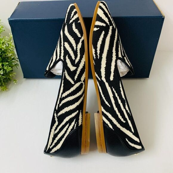 Cole Haan Modern Classics Slip on Flats Loafer Sz 5.5B in Zebra Print Knit - Picture 9 of 12
